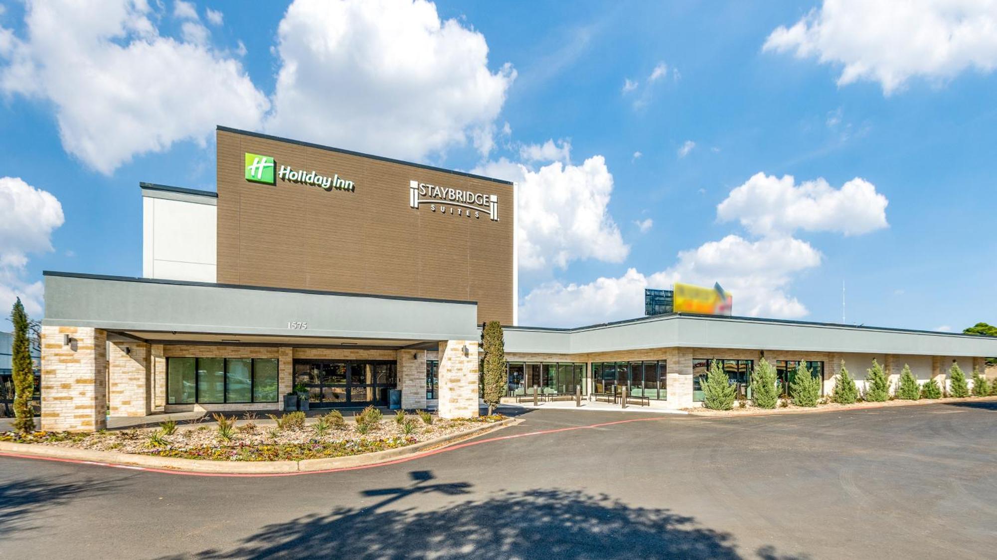 Staybridge Suites Dallas Market Ctr Love Field, An Ihg Hotel Екстер'єр фото