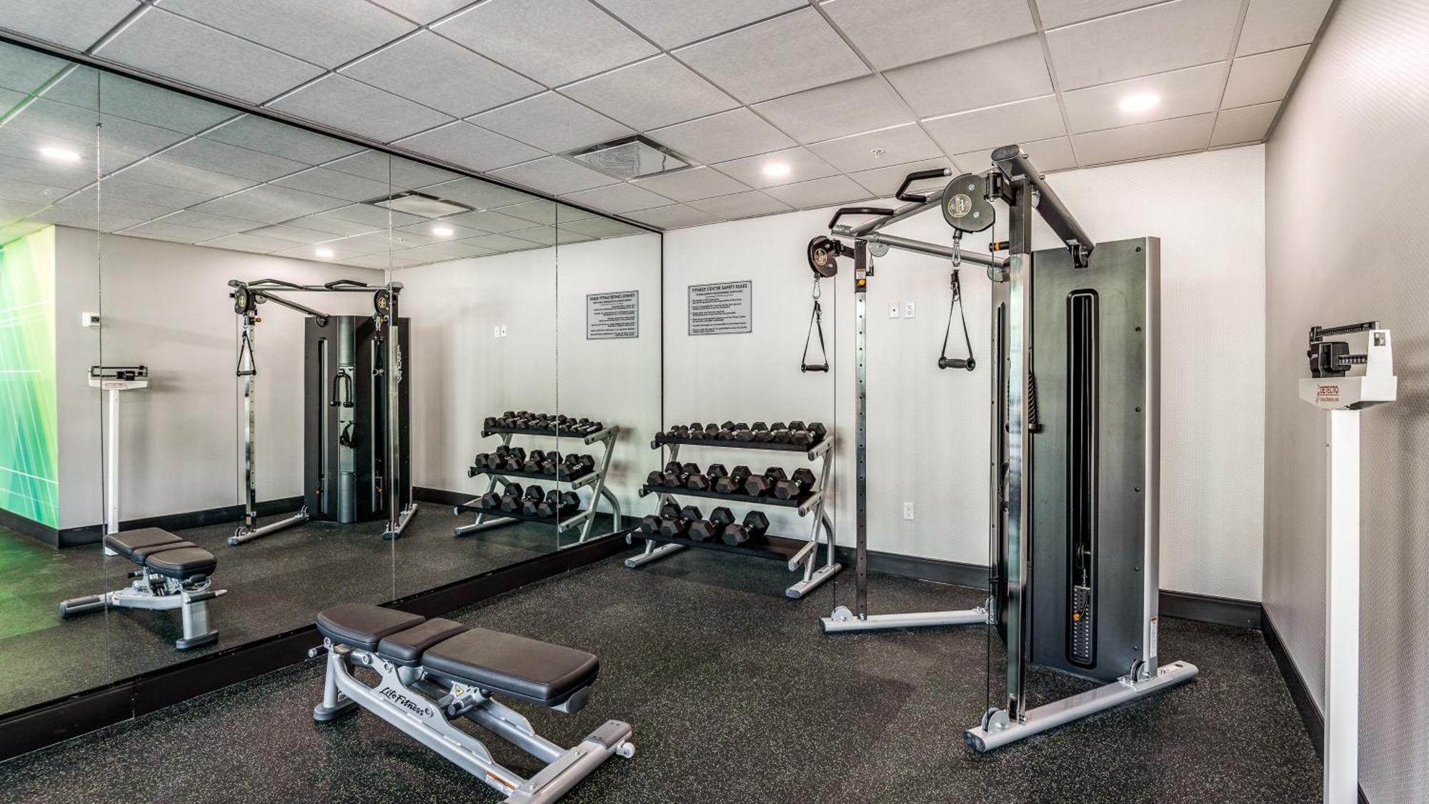 Staybridge Suites Dallas Market Ctr Love Field, An Ihg Hotel Екстер'єр фото