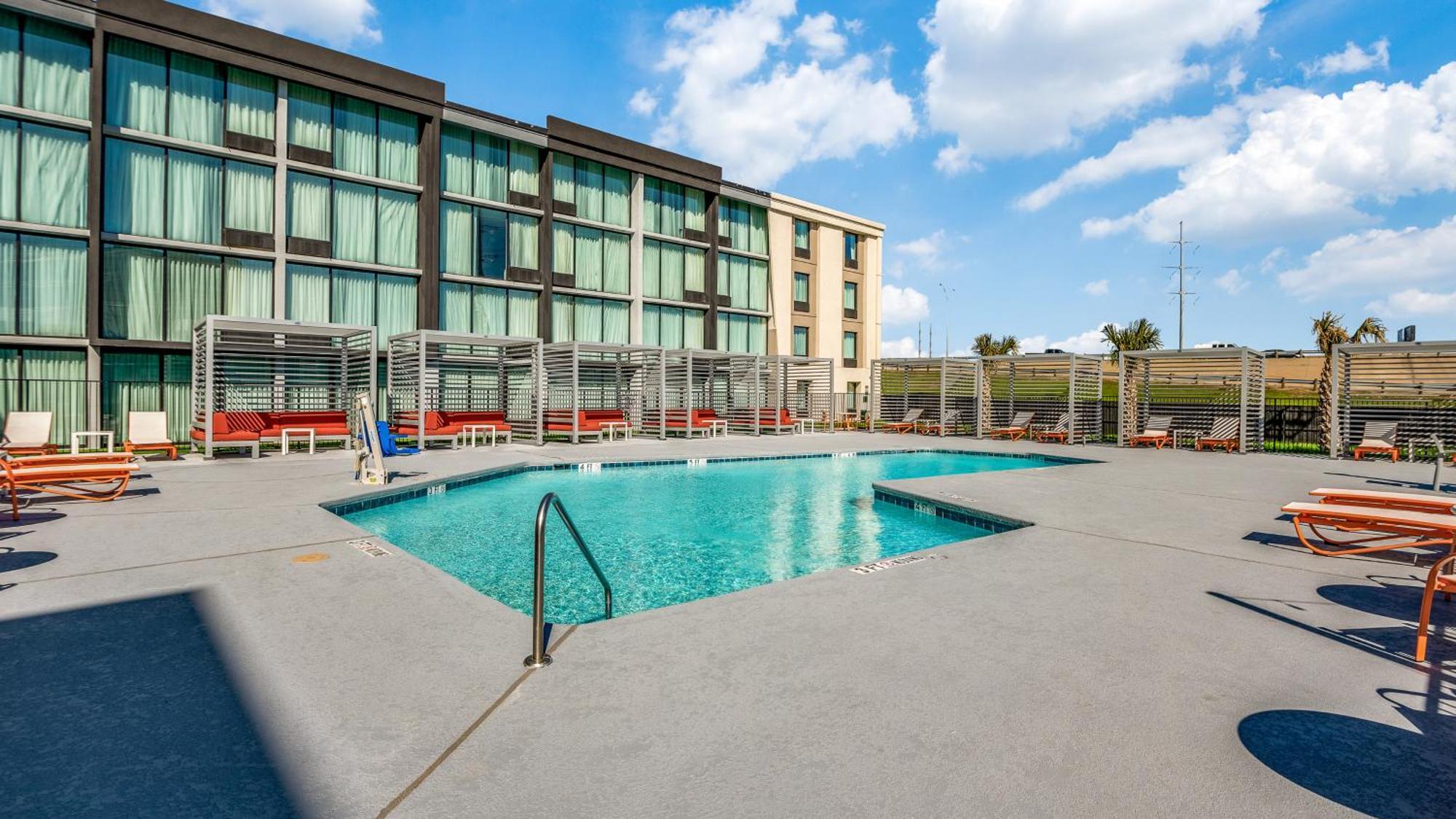 Staybridge Suites Dallas Market Ctr Love Field, An Ihg Hotel Екстер'єр фото