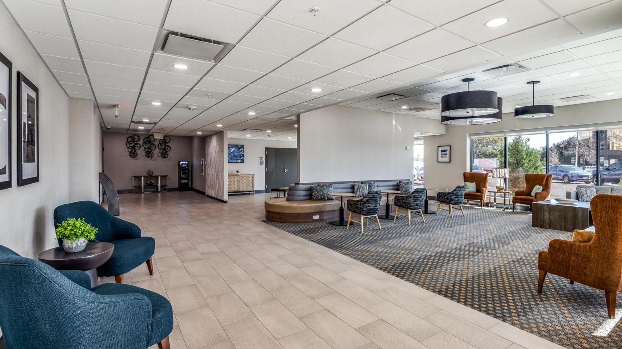 Staybridge Suites Dallas Market Ctr Love Field, An Ihg Hotel Екстер'єр фото