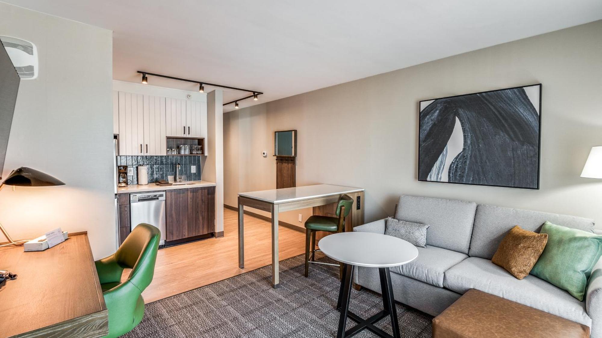 Staybridge Suites Dallas Market Ctr Love Field, An Ihg Hotel Екстер'єр фото