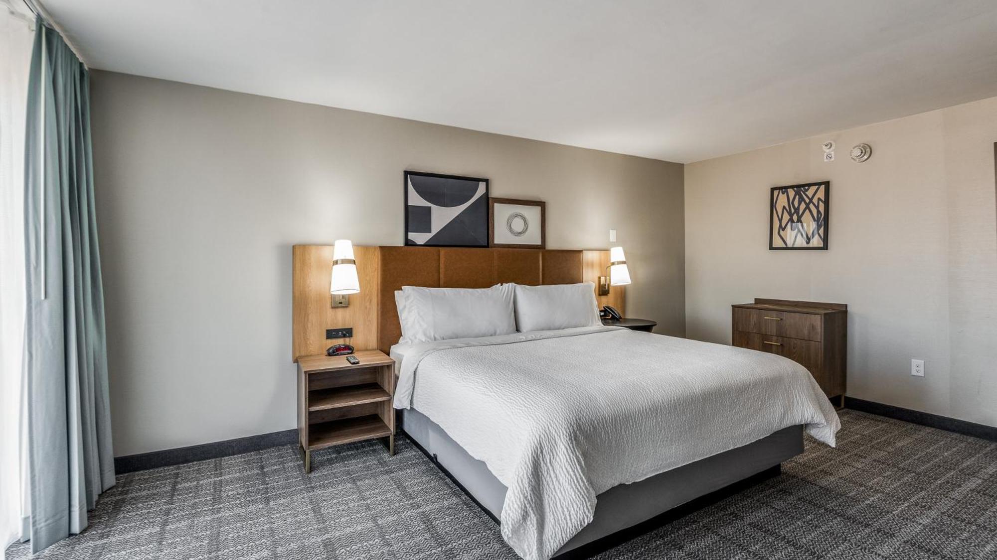 Staybridge Suites Dallas Market Ctr Love Field, An Ihg Hotel Екстер'єр фото