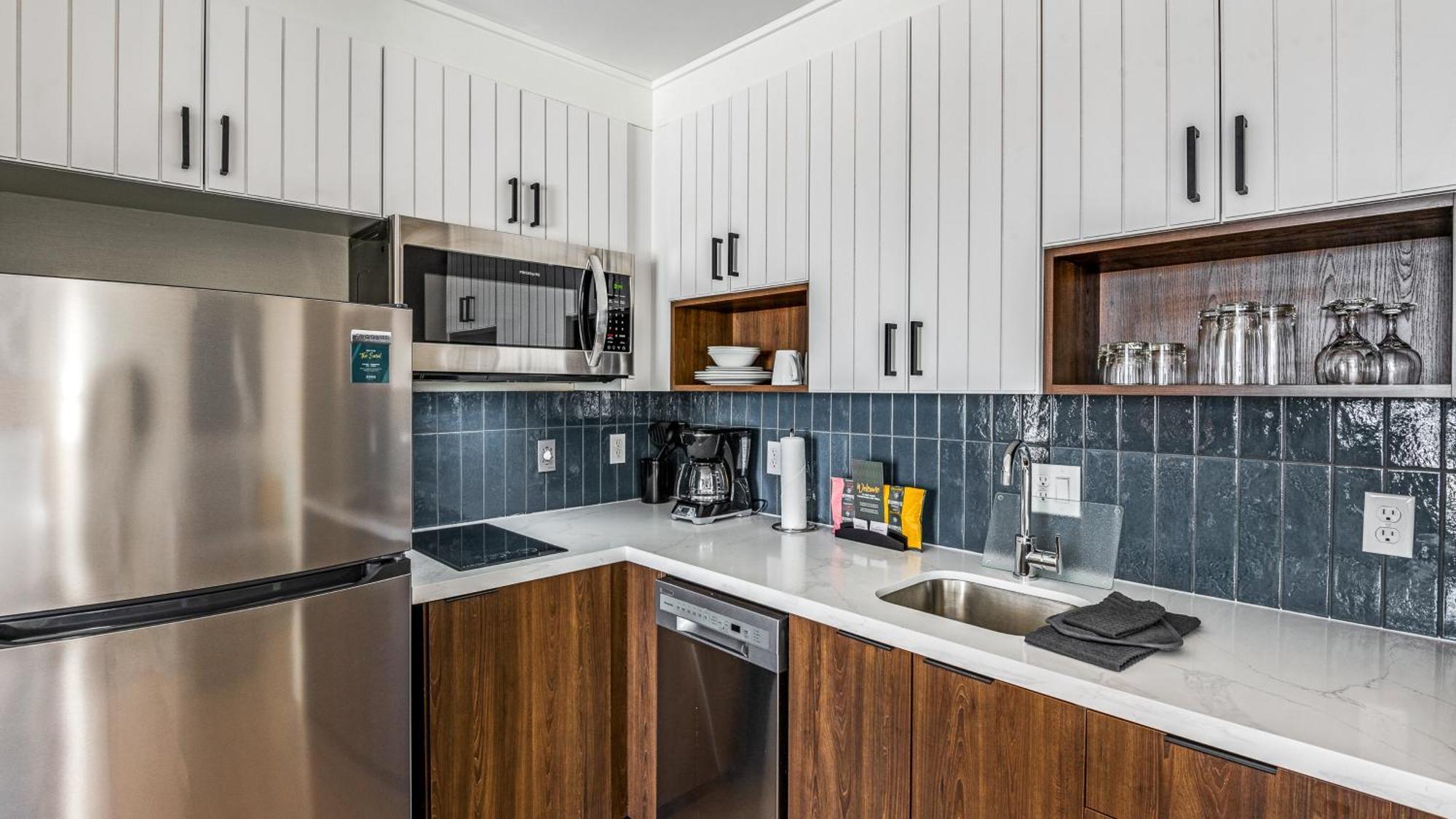 Staybridge Suites Dallas Market Ctr Love Field, An Ihg Hotel Екстер'єр фото