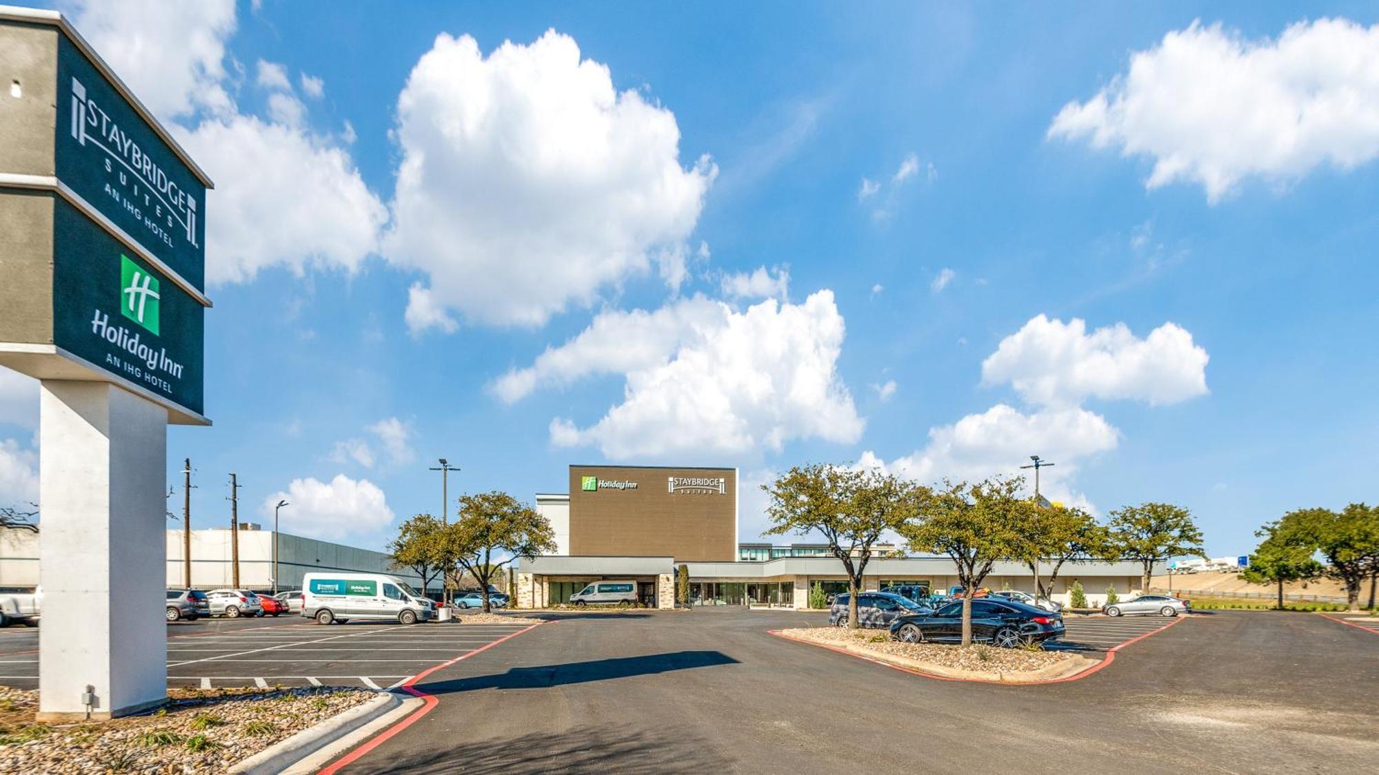 Staybridge Suites Dallas Market Ctr Love Field, An Ihg Hotel Екстер'єр фото