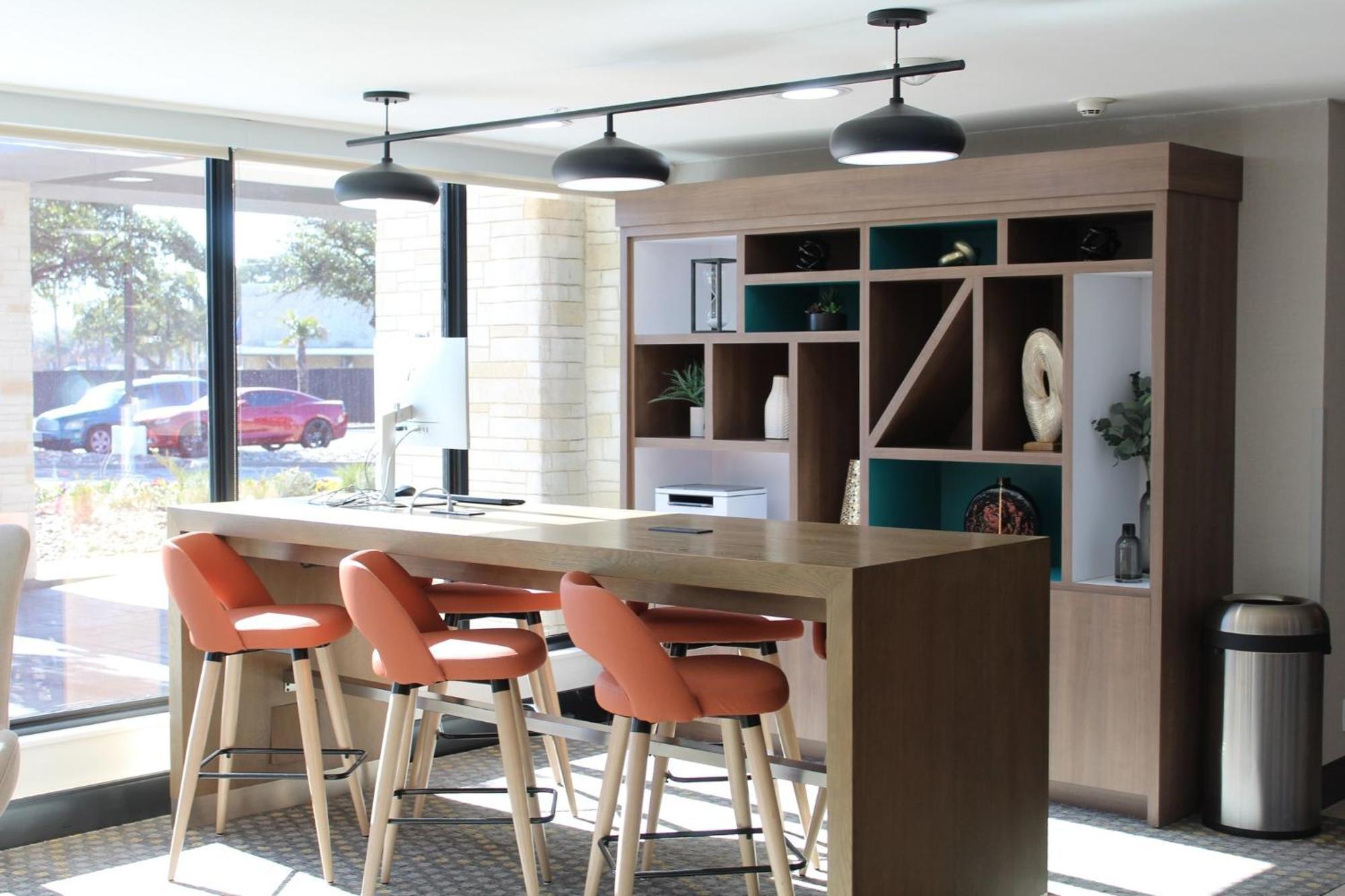 Staybridge Suites Dallas Market Ctr Love Field, An Ihg Hotel Екстер'єр фото